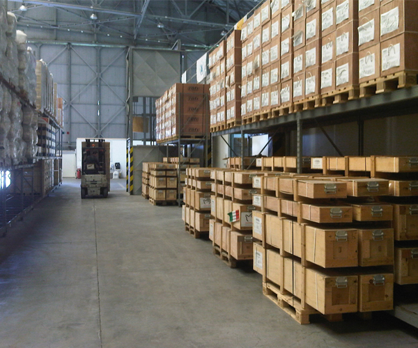 warehousing services